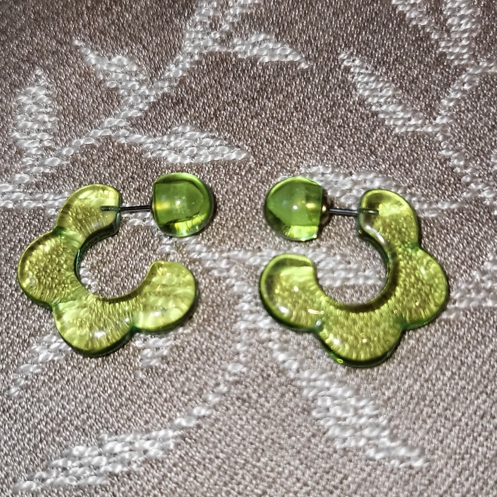 Vibrant Green Hoop Earrings - Picture 7 of 7
